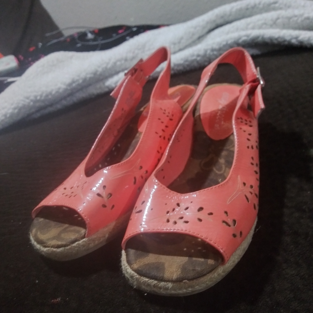 Pink wedge sandals